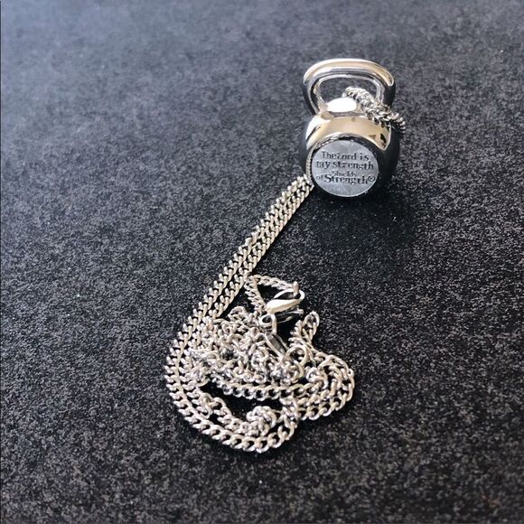 NWT Women’s Christian Kettle Bell Necklace - Picture 4 of 8